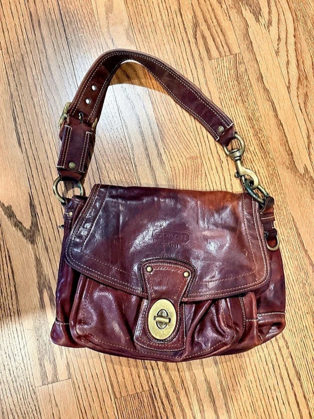 Vintage Coach Legacy Brown Leather Shoulder Bag Turnlock Striped Lining Brass